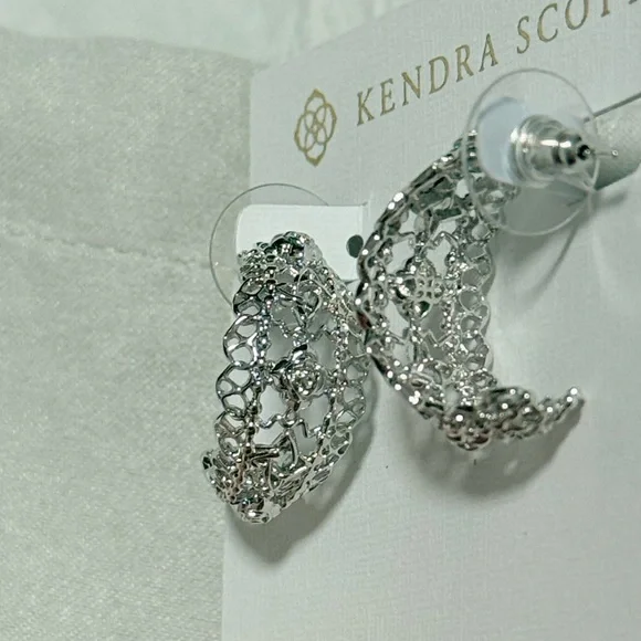NWT Kendra Scott Krista Lace Silver Huggie Earrings - Picture 6 of 8